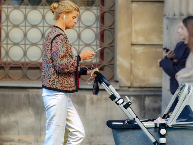 Nuna ou Cybex : quelle poussette choisir ?