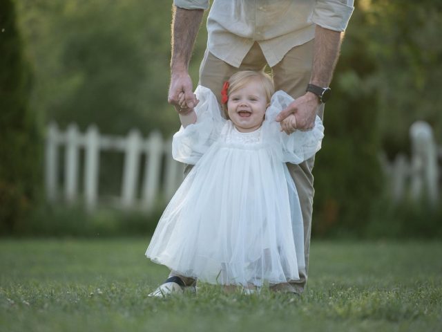Rituels calmes pour aider bébé à s&rsquo;endormir